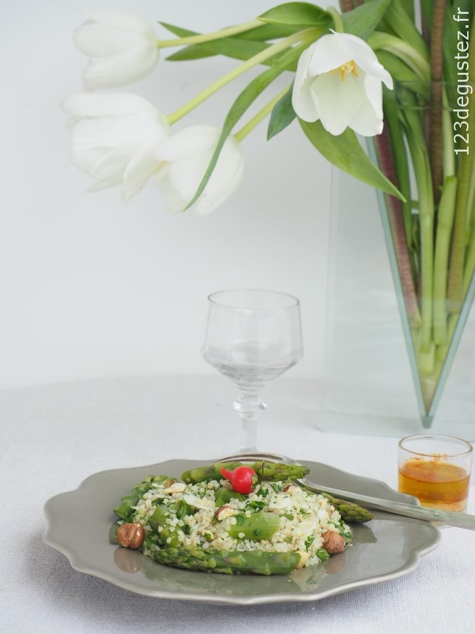 salade de quinoa aux asperges et parmesan