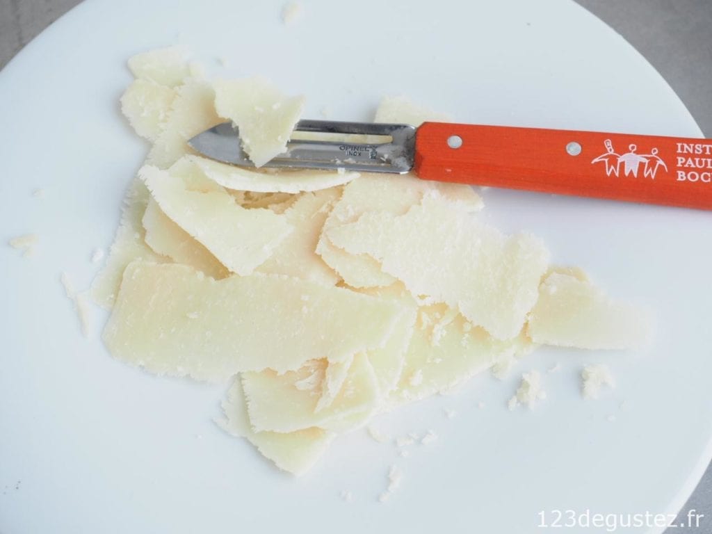 salade de quinoa aux asperges et parmesan