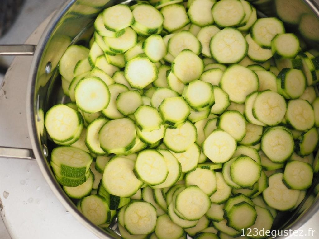 flan de courgette aux herbes