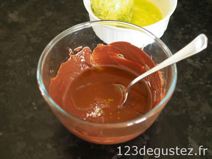 gâteau au chocolat à la courgette et huile d'olive