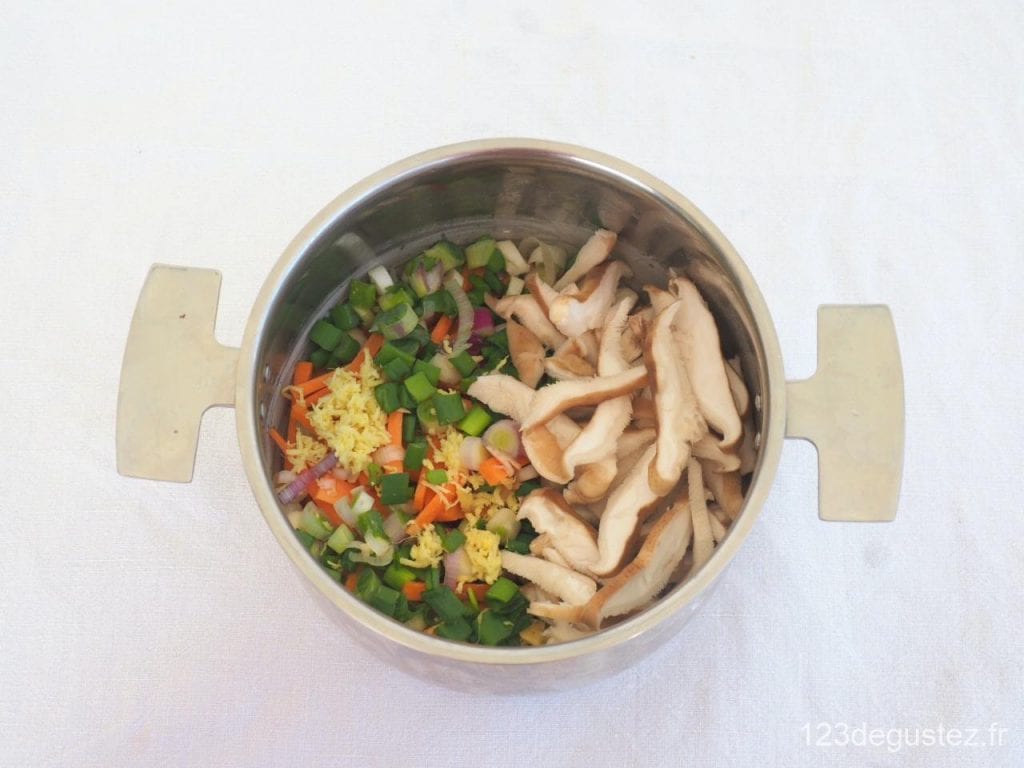 soupe au poulet et shiitake