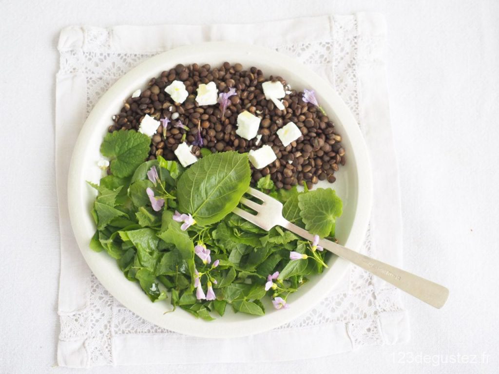 salade de feuilles de tilleul