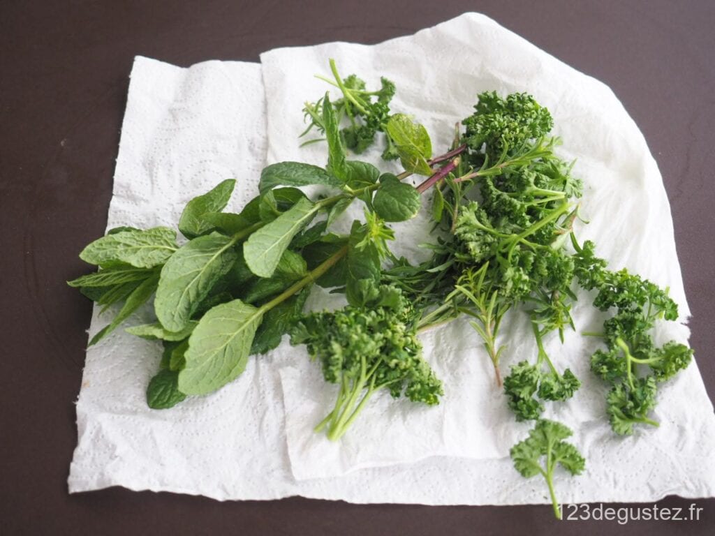 pain d'ortie aux noisettes