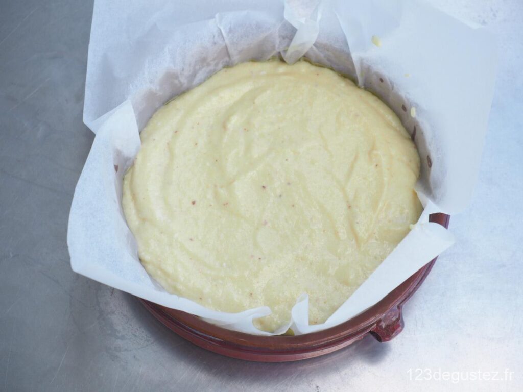 gâteau pêche amande et fromage de chèvre