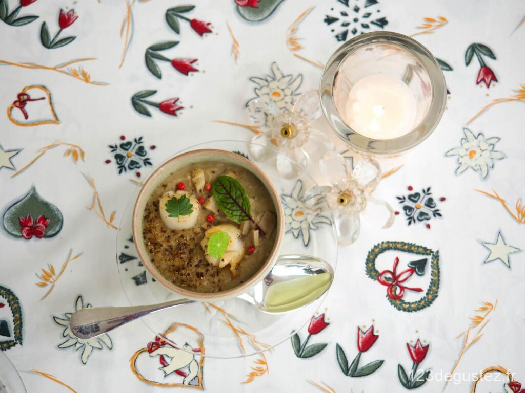 velouté de châtaigne aux cèpes