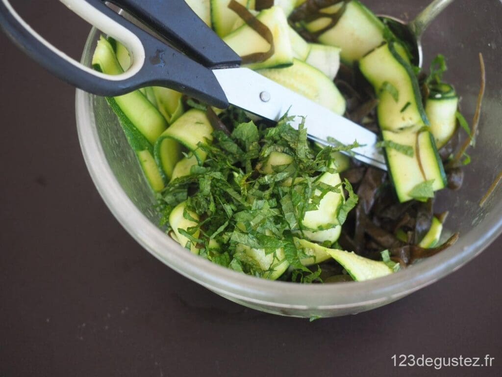 Tagliatelles de courgette aux algues